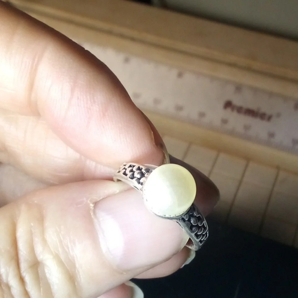 ❤️3/$10❤️NIP - Silver Tone Hollow Style New Design Ring - 7.75